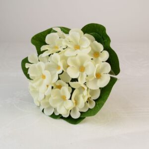 Ibolya csokor krém színű