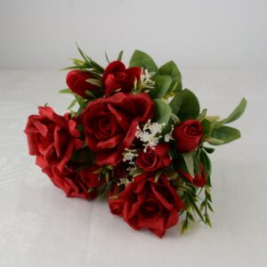 Rózsa csokor bimbókkal piros