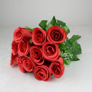 Bimbós rózsa csokor piros