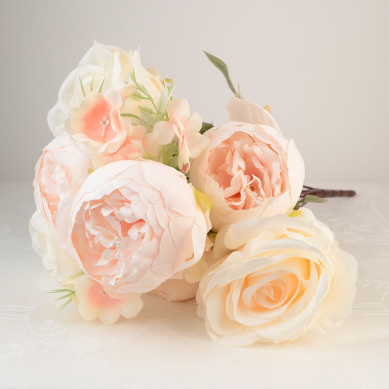 Rózsa peónia csokor barack színű 1 Rózsa peónia csokor barack színű